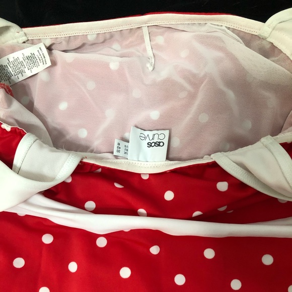 ASOS Curve red and white polka dot bathing suit - Picture 5 of 5